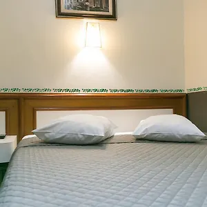 2* Hotel Residenza - 400m Do Inicio Da Av Paulista E Metro Paraiso